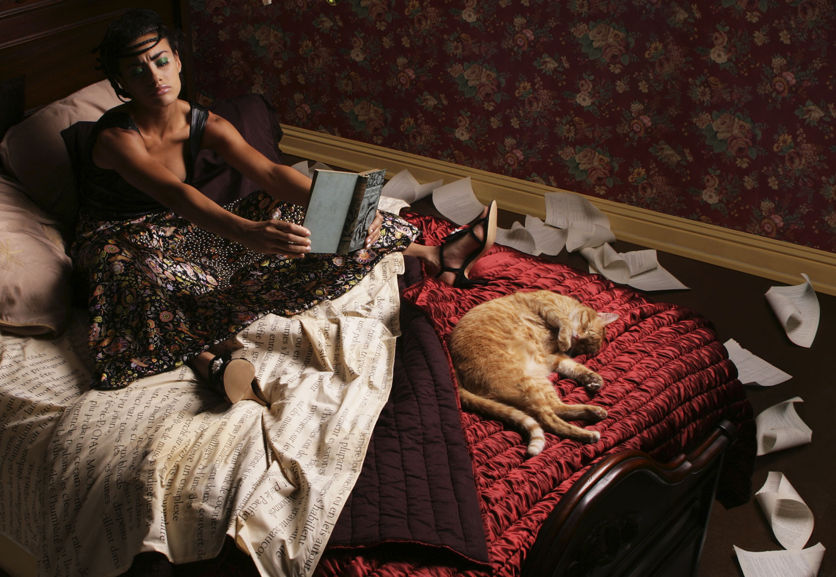 terra-hinrichs_booksinbed